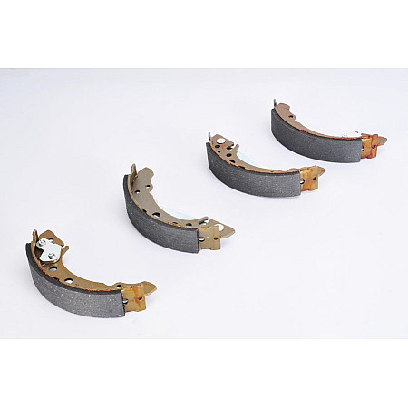 Set saboti frana spate se potriveste. AUDI 50 80 B1 80 B2 COUPE B2 SEAT AROSA CORDOBA CORDOBA VARIO IBIZA II TOLEDO I VW DERBY G VW GOLF II (19E, 1G1), Van, 08.1983 - 07.1991 BOSCH 0 986 487 002