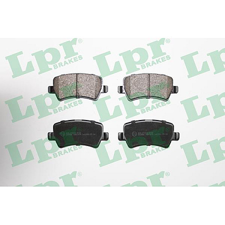 Set placute frana.frana disc Set placute frana Spate se potriveste. VOLVO S60 II S80 II V60 I V70 III V70 III-KOMBI XC60 I XC70 VOLVO XC70 II (136), Turism, 04.2007 - LPR 05P1474