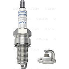 Bujie scanteie pret pt 1buc se potriveste. BMW 3 E30 2.3-2.5 01.86-01.92 BMW 3 - II (E30), Sedan, 09.1982 - 03.1992 BOSCH 0 241 145 504