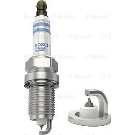 Bujie scanteie pret pt 1buc se potriveste. AUDI A8 D2 A8 D3 CHEVROLET AVEO - KALOS CRUZE DODGE DURANGO NITRO FORD GALAXY I GALAX VW CADDY II (9K9A), Box/MPV, 11.1995 - 01.2004 BOSCH 0 242 240 654