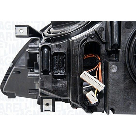 Far BMW 6 Gran III (F06), Compartiment, 03.2012 - 10.2018 Magneti Marelli 711451000653