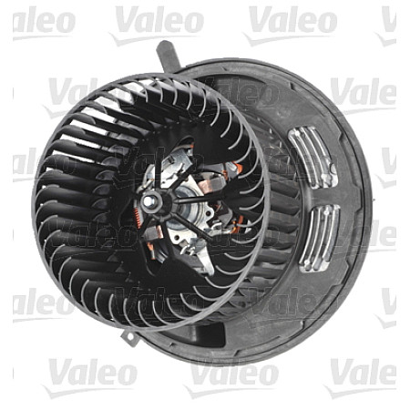 Ventilator habitaclu MERCEDES-BENZ KLASA A W169 Producator VALEO 715051