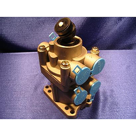 Supapa frana, frana de serviciu Supapa principala DAF 65 65 CF 75 75 CF 85 85 CF 95 95 XF LF 45 XF 95 09.87- SORL 3514 008 002 0
