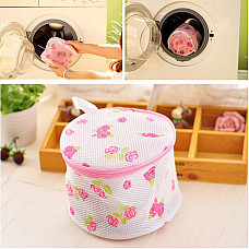 Geanta de tip plasa pentru spalarea lenjeriei intime