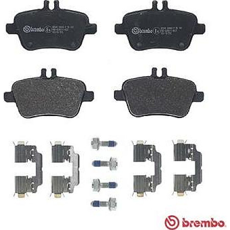 Set placute frana.frana disc Set placute frana Fatacu suplimente cu surub de ghidare a etrierului de frana MER MERCEDES-BENZ GLA-CLASS (X156), Crossover, 12.2013 - Brembo P 50 140