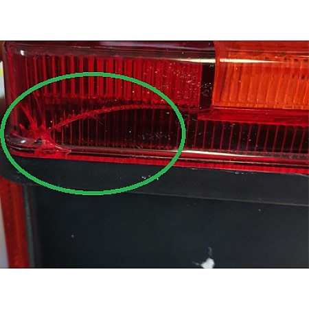 Stop spate Rear lamp L 12/24V with plate lighting reflector side clearance damaged with wire  MERCEDES SERTPLAS 0031LL61 WYP