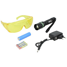 Detector scapari, instalatie climatizare Magneti Marelli - Lampa UV pentru detectare scurgerilor de refirgerant Mastercool cu functie ZOOM incarcator si ochelari incluse MAGNETI MARELLI 007950025190