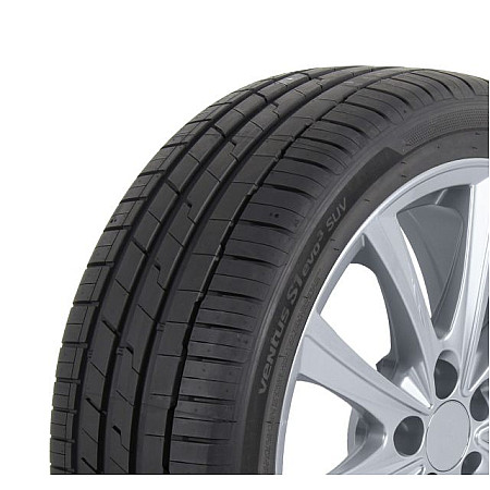 Anvelope vara SUV/4x4 1028178 Ventus S1 evo3 SUV K127A HANKOOK Vara Anvelopa 4x4 / SUV FR etichete: eficienta combustibil - C aderenta pe teren umed - A clasa de masurare a zgomotului i rezistenei la rulare - 71 HANKOOK 235/55R17 LTHA 99V K127A
