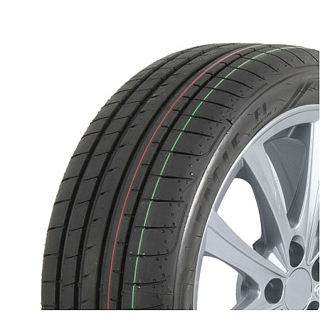 Anvelope vara PKW 540815 Eagle F1 Asymmetric 3 GOODYEAR Vara Anvelopa turism FP XL etichete: Din data de 01.05.2021: eficienta combustibil - D aderenta pe teren umed - B clasa de masurare a zgomotului i rezis GOODYEAR 265/35R22 LOGO 102W F1A3