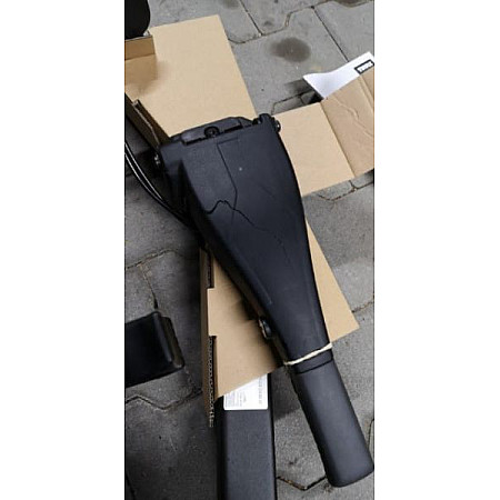 Suport bicicleta, Suport ambreiaj Tow bar bike carrier / Bike holders 938 type: platform Black/Silver bike mounting: for wheels and frame no. of bicycles: 2 broken plastic handle for locking the platform on the hook 13-pin THULE WYP THU 938