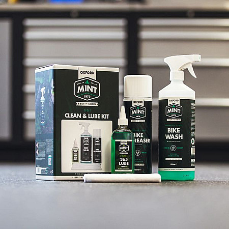 Agent de spalare Maintenance set OXFORD MINT kit contains washing agent chain wash and lubricant microfibre cloth OXFORD OC501.OXFORD