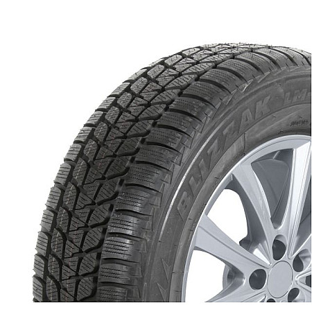 Anvelope iarna SUV/4x4 1720 Blizzak LM25-4 BRIDGESTONE Iarna Anvelopa 4x4 / SUV 3PMSF M+S MO etichete: Din data de 01.05.2021: eficienta combustibil - E aderenta pe teren umed - D clasa de masurare a zgomotului i BRIDGESTONE 235/60R17 ZTBR 102H LM25