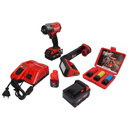 Set scula electrica Power tools kit 2 pcs SET:8 pcs battery-powered: Air impact wrench Workshop lamp battery included: charger included: number of batteries: 3 pcs kit contains: impact sockets MILWAUKEE 4933492523