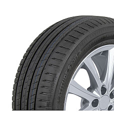 Anvelope vara SUV/4x4 859478 Latitude Sport 3 MICHELIN Vara Anvelopa 4x4 / SUV XL etichete: Din data de 01.05.2021: eficienta combustibil - C aderenta pe teren umed - A clasa de masurare a zgomotului i rezistenei MICHELIN 255/50R19 LTMI 107W LSP3